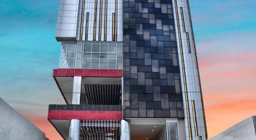 Hotel Grand Metro