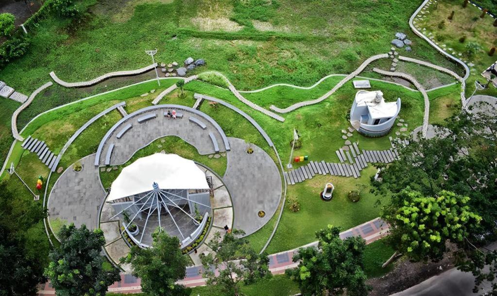Grand Metro 4*