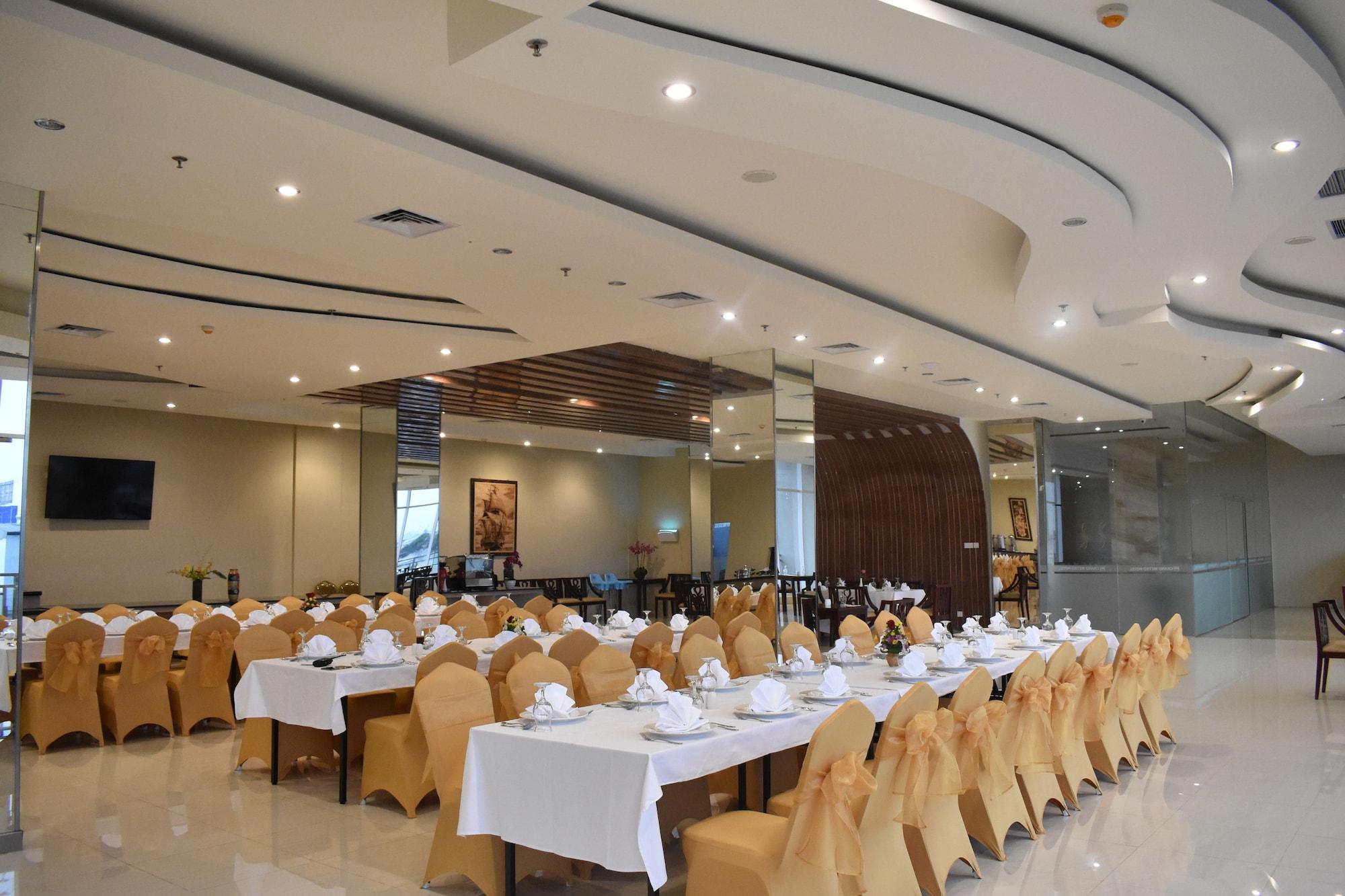 Hotel Grand Metro